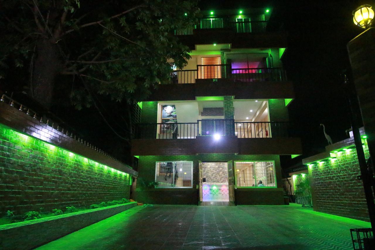 Little Rangpur Inn Екстериор снимка
