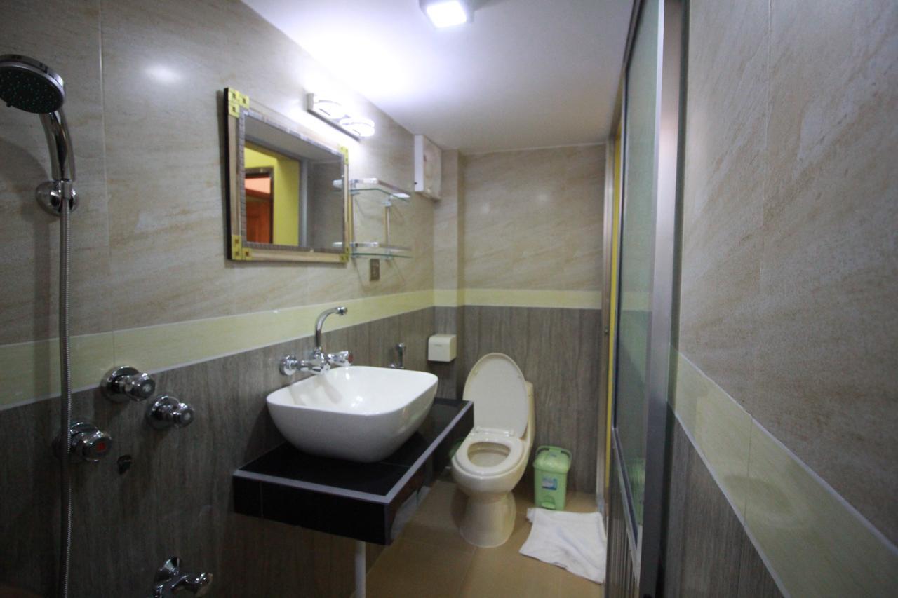 Little Rangpur Inn Екстериор снимка